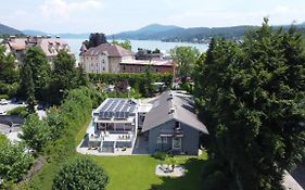 Velden - Villa Right In The Center With Private Parking